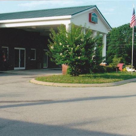 Deerfield Inn & Suites Greenbrier Exterior photo